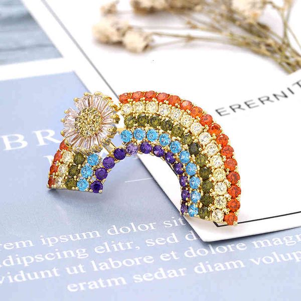 

yuxuan jewelry creative rainbow brooch accessories, Gray
