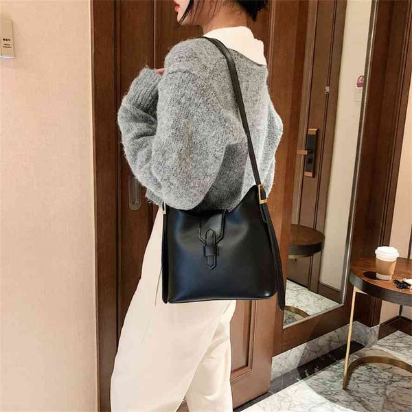 

niche 2020 new style simple women's single shoulder bucket fashion small bag