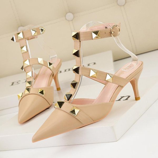 

dress shoes 2021 designer luxry women 4cm high heel pointed toe sandals with rivets genuine leather lady wedding 34-42 v dust bag, Black