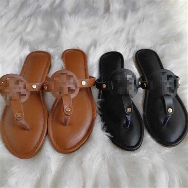 

classic flip flops woman slippers summer luxury beach designer letter flat heel sandals metal webbing lady gglvlouisvitton, Black