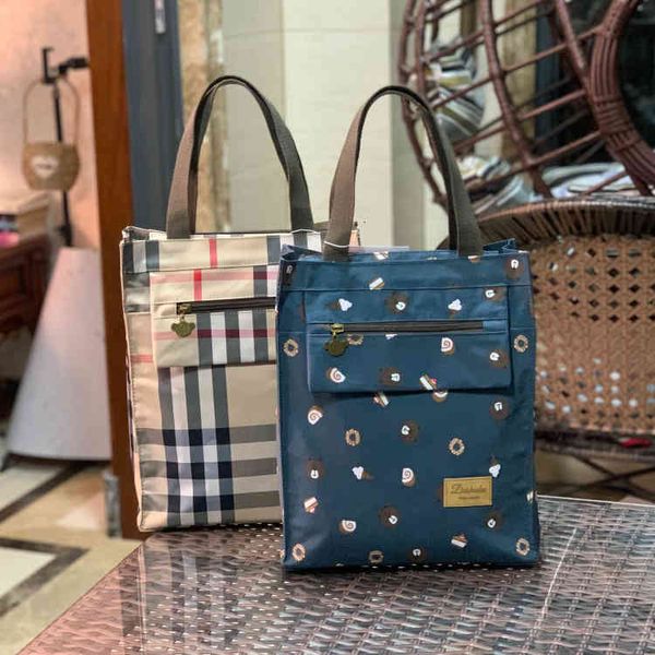 

cosmetic bags handbags the korean version increases waterproof, heat preservation and fresh , portable barrel, lunch box, student