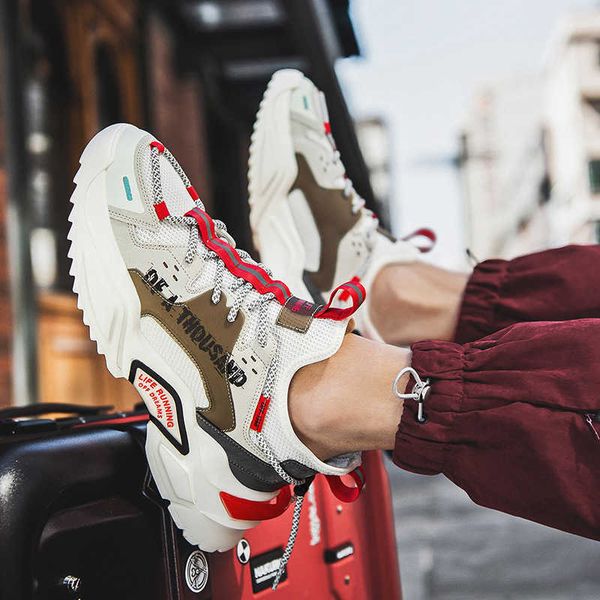 

2021 spring mesh shoes new men's fashion running lightweight ins dad