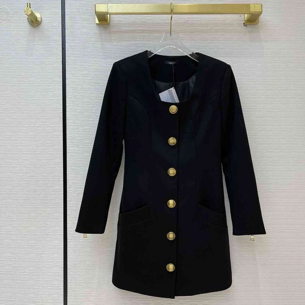 

dress yang mi star's modern little black elegant and handsome, fashionable square collar french suit, White;black