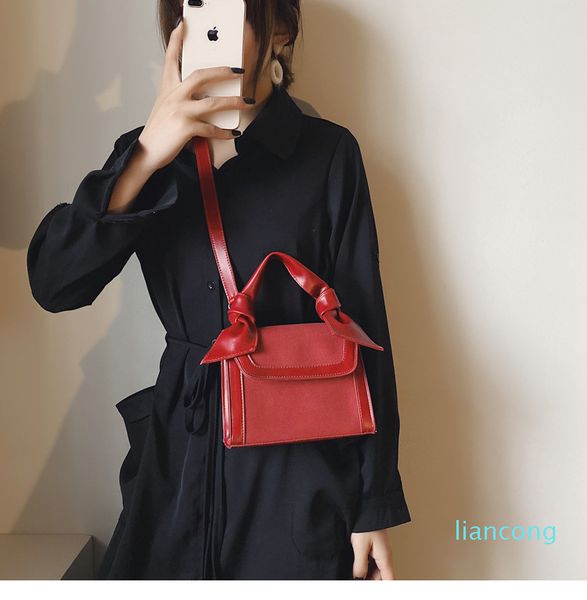 

pb0006 fashion trend messenger bag portable pu leather small square crossbody bags single shoulder bag flap bag for women
