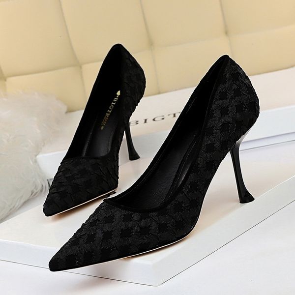 

2020 korean version of fashion slim and sweet pedicure with a thin and thin cloth face with a shallow pointed women's single, Black