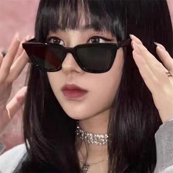 

sunglasses classic cat eye for women 2021 fashion brand black sun glasses female color lens outdoor protection eyewear uv400, White;black