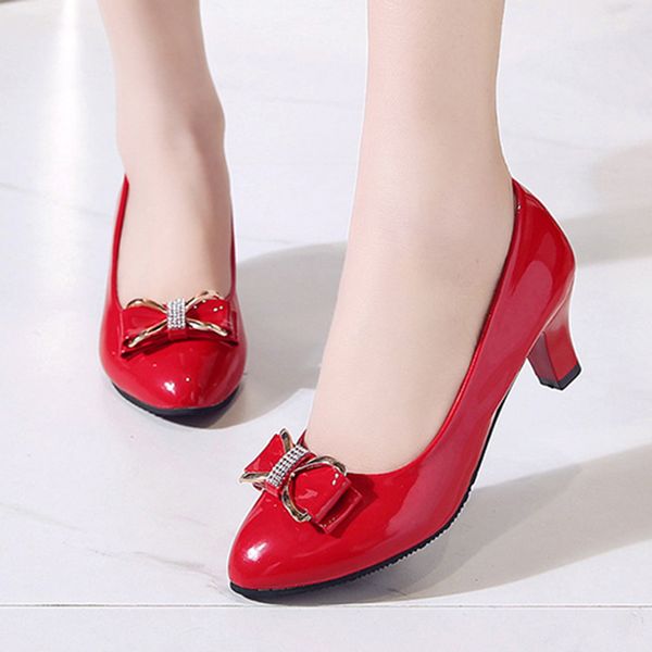 

Plus Size 35-42 Women Dress Shoes Patent Leather Pumps Med Heeled Office Ladies Shoes Metal Bow Wedding Shoes zapatos mujer 8394Dress, Red