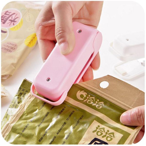 

bag clips 1pcs colorful portable handheld household electronic mini heat sealing machine plastic packing tool