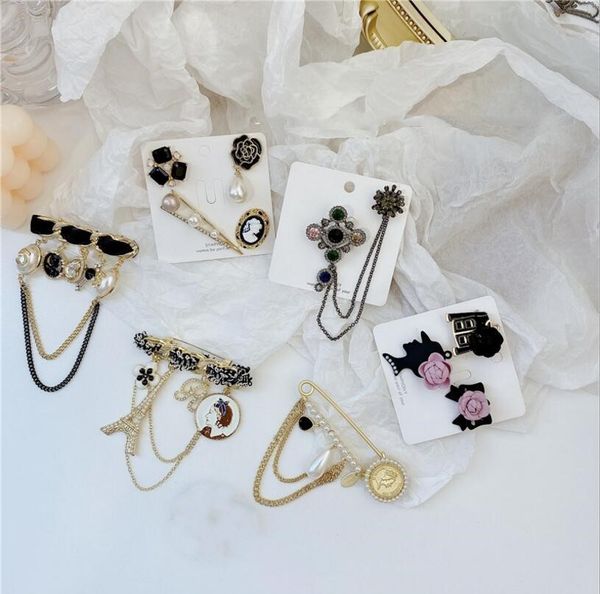 

european and american fashion personality multi-style brooch dark black series temperament design sense accessories female high-quality fast, Gray