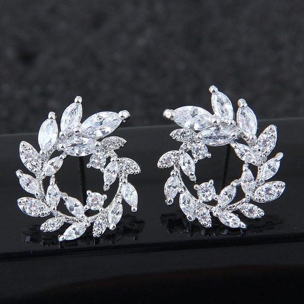 

stud factory price fashion white color cubic zircon flower earrings for women trendy jewelry accessory, Golden;silver