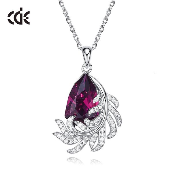 

necklace sydel's patented feather pendant s925 is made of swarovski crystal, Silver
