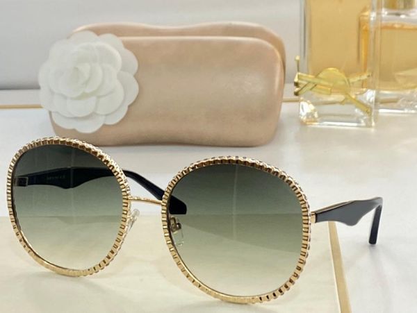 

sunglasses for woman 2022 designer retro summer 9552 anti-ultraviolet driving fishing fashion random box, White;black
