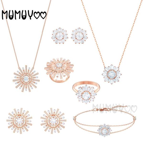 

pendant necklaces fashion jewelry swa high-quality charm sunflower crystal shaped female clavicle chain necklace for women, Silver