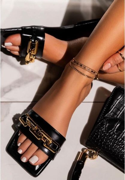 

2021 summer new style european and american fashion chain square head flat heel slippers foreign trade ladies plus size slippers, Black