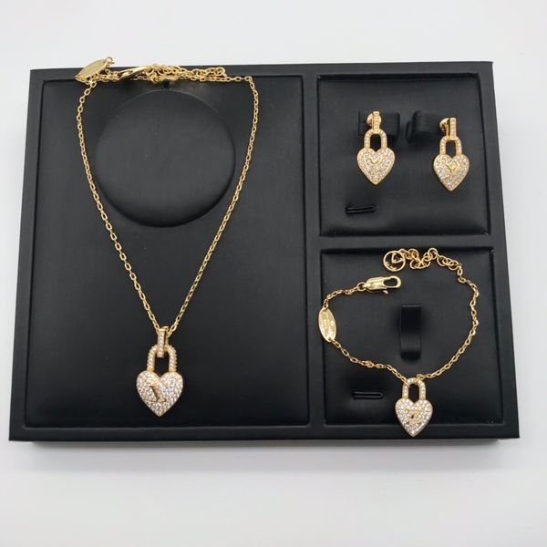 

2021 retro love heart full diamond letter necklace fashion temperament earrings bracelet three-piece accessories female fast delivery, Silver