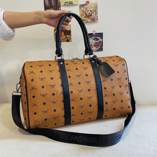 

handbag portable travel bag men's fashion short trip large capacity luggage women's shoulder fitness, Black;red