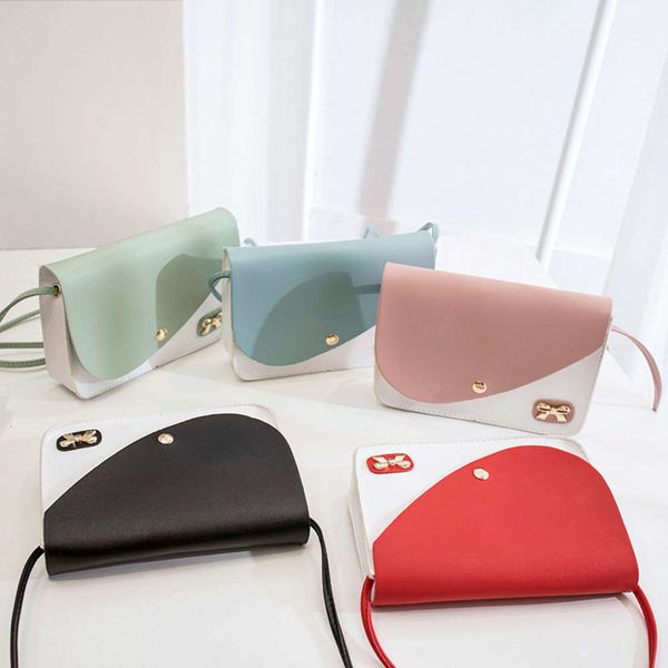 

pinduoduo small fresh one shoulder messenger bag