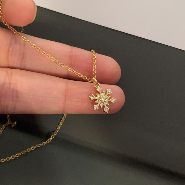 

pendant necklaces simple small zircon snowflake charm necklace fashion gold color copper steel chain clavicle choker collar jewelry, Silver