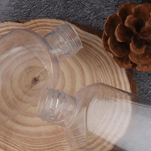 

watering equipments 2021 holiday gift disinfectant alcohol spray bottle clear hand sanitizer empty lotion portable hook key ring
