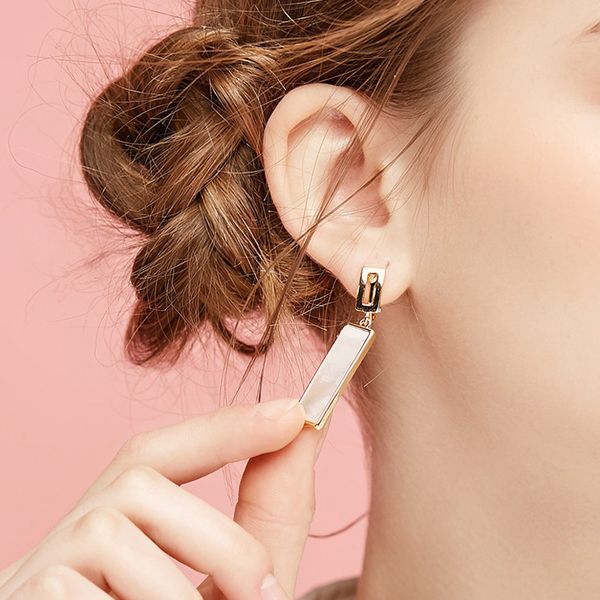 

budrovky s925 silver pin fashion long ear stud square earrings elegant resin net red ins ear stud female for womendio chan contact