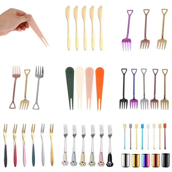 

forks cartoon fruit fork toothpicks cute animal selection mini bento box lunch decoration children's supplement tool