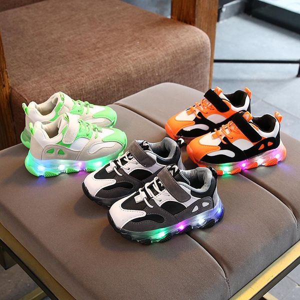 

athletic & outdoor 2021 glowing sneakers for children boys shoes with sole enfant led light luminous girls kids, Black