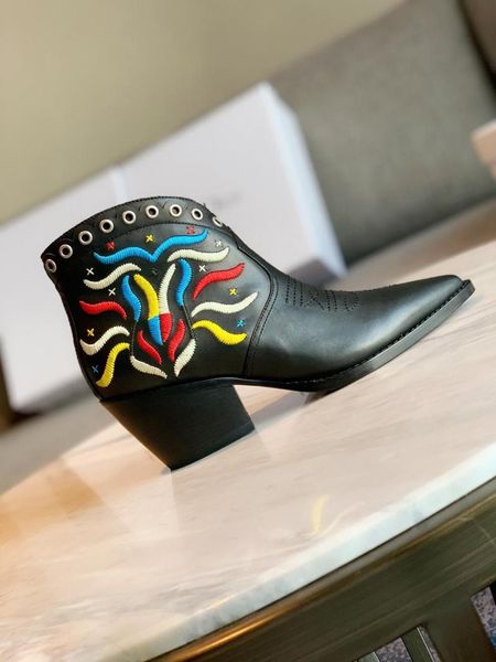 

boots classic cowboy pointy booties, Black