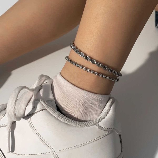 

creative jewelry personality fashion women's multi-layer twist decoration simple diamond set foot chain, Silver