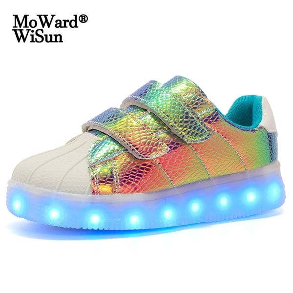 Tamanho 25-37 Kids Luminous Shoes com sola iluminado Sneakers com luzes LED USB carregada tênis brilhantes para meninos meninas 210308