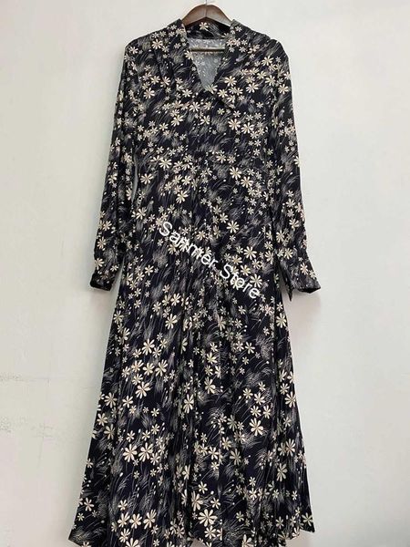 

2021 new vestido preto com decote em v botes manga comprida floral estampado feminino casual meados de bezerro vestidos 26wi, Black;gray