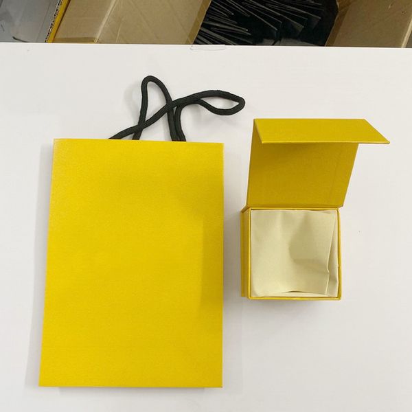 

europe america designer jewelry sets boxes yellow f letter necklaces bracelets earrings ring sets box dust bag gift bags, Black;white