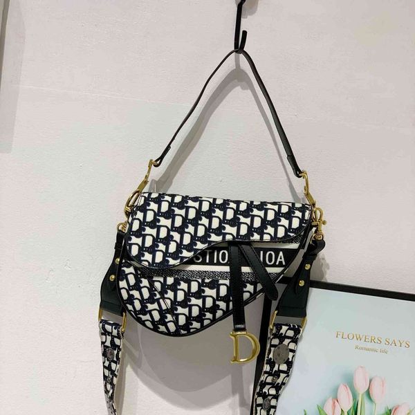 

bag women's spring and summer letter hand bag outlets