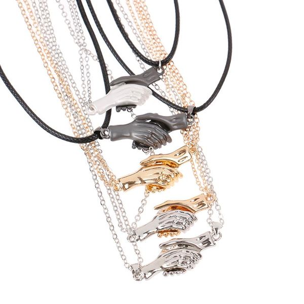

pendant necklaces 2pcs hold hands magnetic couple necklace lovers hand in for women men fashion jewelry gift 2021 trend, Silver