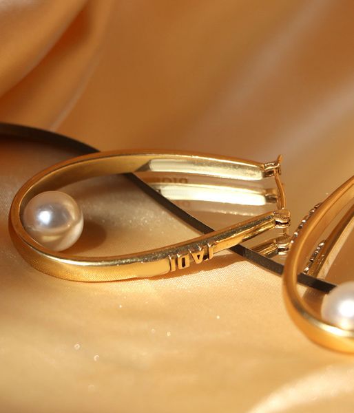 

dijia / djia oval pearl earrings and for women, Golden