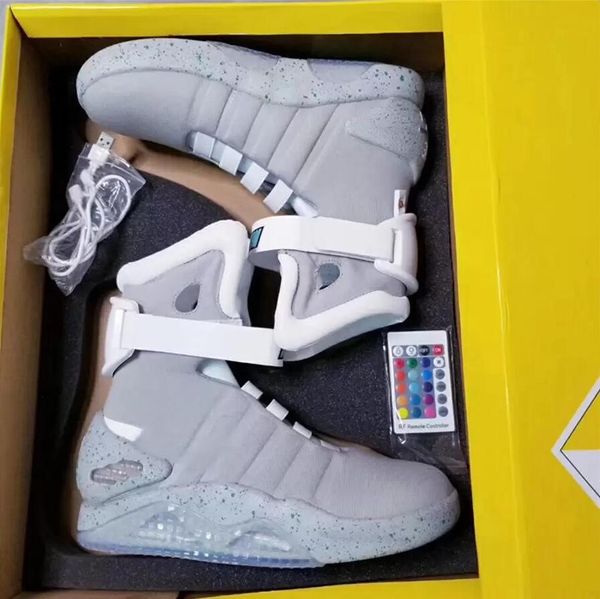 Otantik Mag Geleceğe Dönüş Marty McFly'nin LED Çizmeleri Karanlıkta Parlayan Gri Martys McFlys Mags Sneakers Boyut 7-12