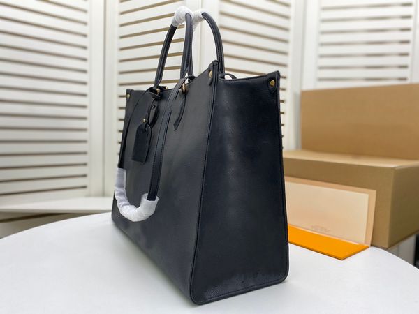 

2021 fashion classic bags all-match onthego medium tote women handbags by the pool monograms embossing shoulder bag