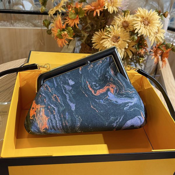 

luxurys designers italy brand classic graffiti frist shoulder bags genuine leather messenger handbags fashion women crossbody handbag design