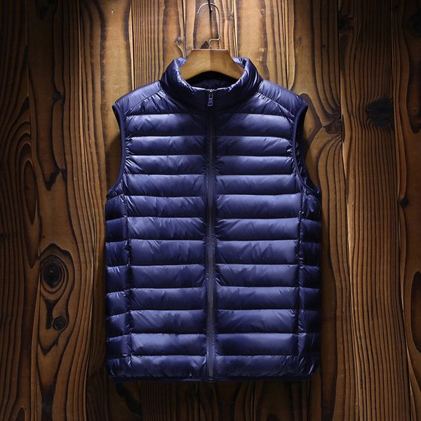 

2021 new autumn down jacket men's short simple thin winter light inside and outside vest, Black;white