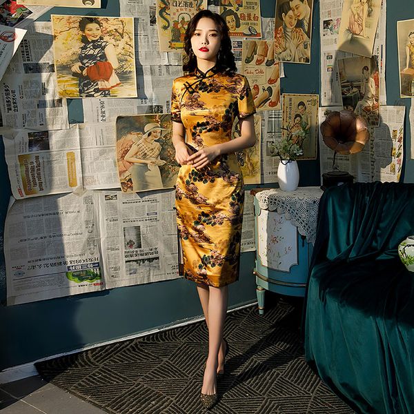 

vintage spring summer elegant womens qipao oriental 8-button knee-length cheongsam modern slim chinese silk novelty dress, Red