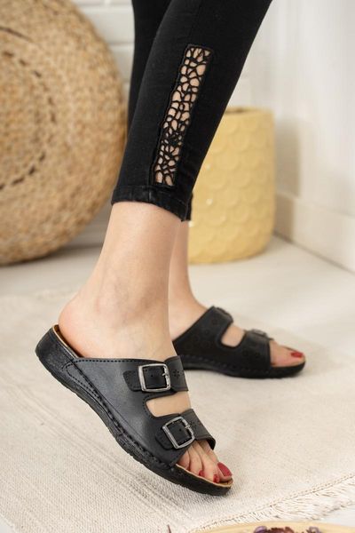 

slippers women's black anatomic sole
