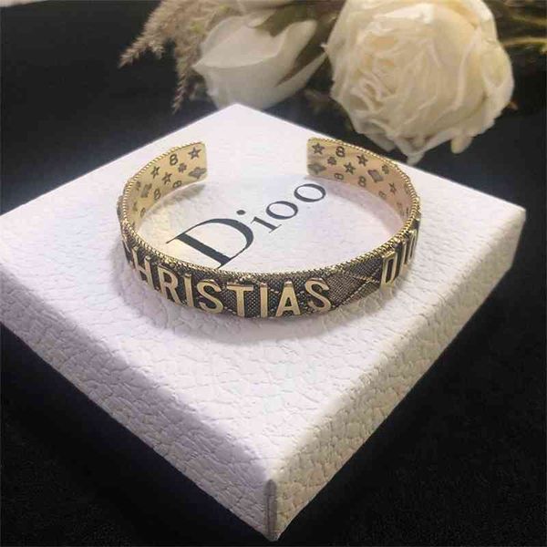 

special offer 75%off outlet 2021 new fashion classic simple letter star bracelet female eays, Black