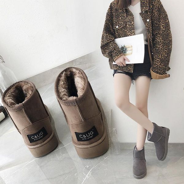 

boots winter 2021 fashion female snow thickened non-slip medium tube classic comfortable wild flat women's short, Black