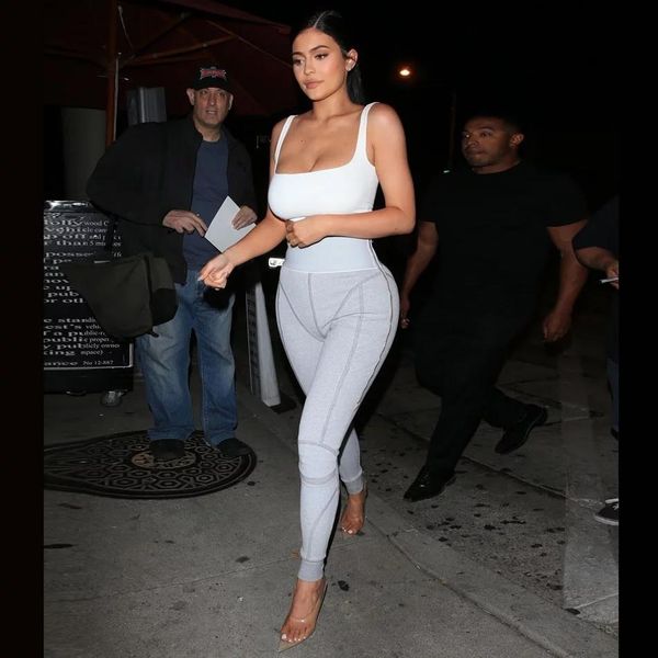 

kylie set gymwear outfits two piece set square neck midriff bustier & stretch full length hash line pant sweat set, Gray