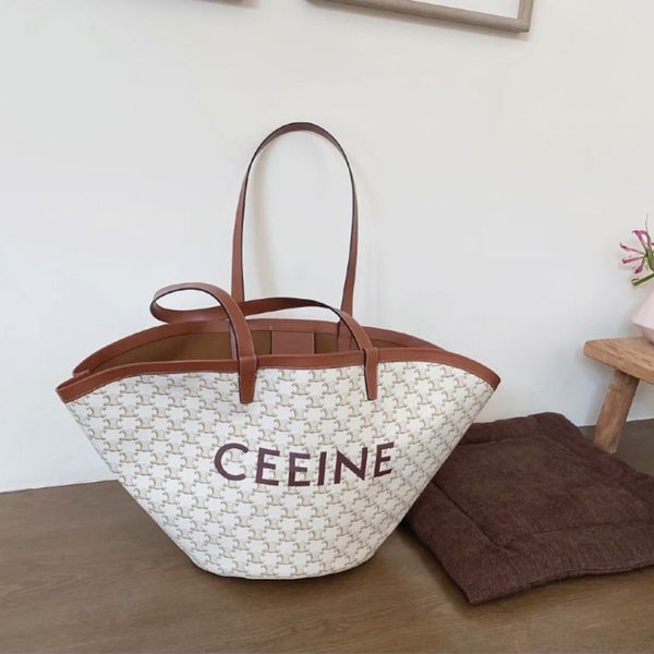 

luxury handbags large capacity female new lisa same triumphal arch fan-shaped tote shopping portable shoulder bag
