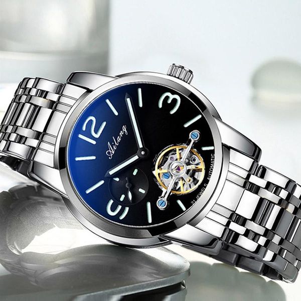 

wristwatches watch, Slivery;brown