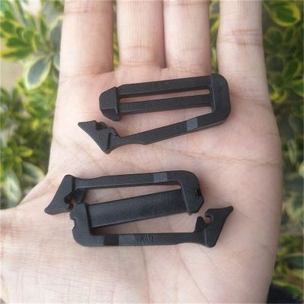 

two way detachable opening japanese button accessory bag connecting buckle is suitable for 2.5cm 25mm / 1 inch webbing
