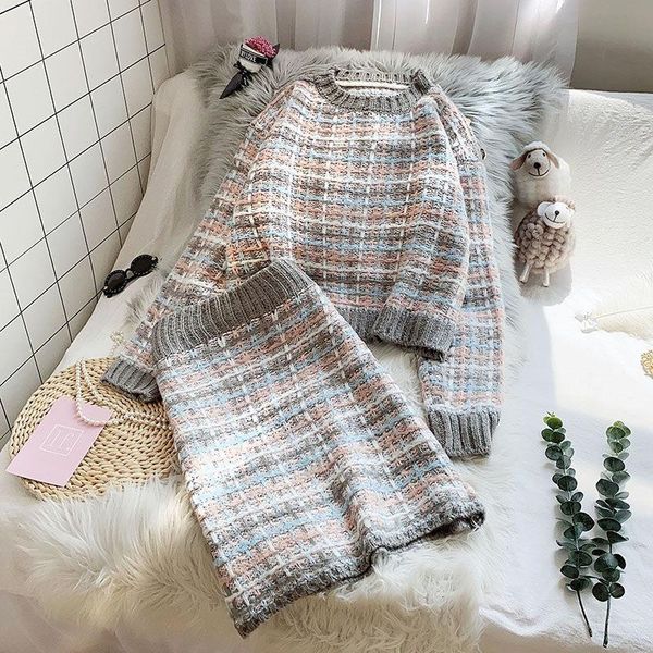 

knitted skirt suit girls autumn and winter ladies temperament 2021 new sweater two-piece skirt thicken warm loose wild set y167, Gray