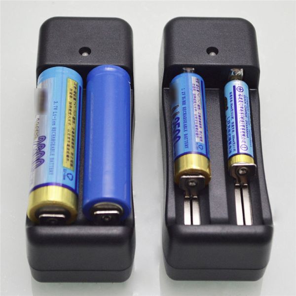 Universal 1/2 Slots Batterie Ladegerät Adapter 18650 18350 26650 18490 4,2 V 500ma Intelligente abschaltung IC EU UNS Stecker für wiederaufladbare Batterie yy28