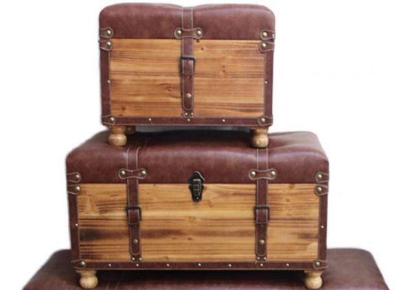 

suitcase briefcase vintage leather pack stool sofa chair cabinet luxury jewelry ring display box eugenie vanity joaillerie decoration