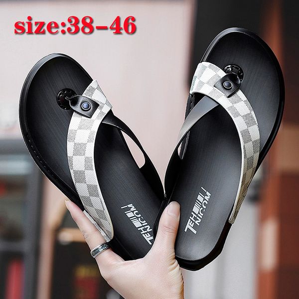 

new high-end summer youth personality flip-flops fast fashion sandals outdoor convenient and versatile trendy shoes